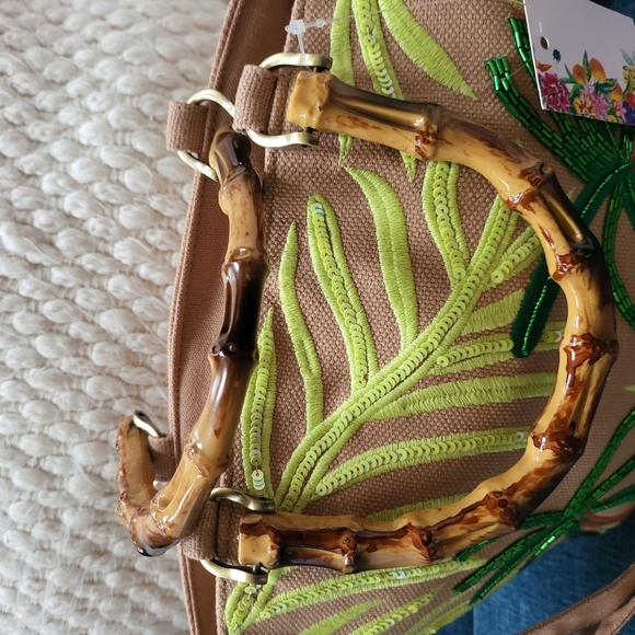 Palm Tree Beaded Tote - Picture 5 of 7